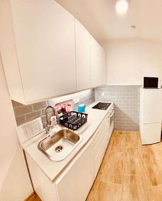 Lemon Premium Apartment แซแก็ด ภายนอก รูปภาพ